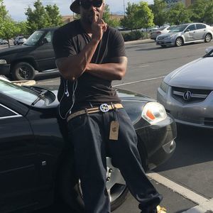 Meet your Posher, Gregory